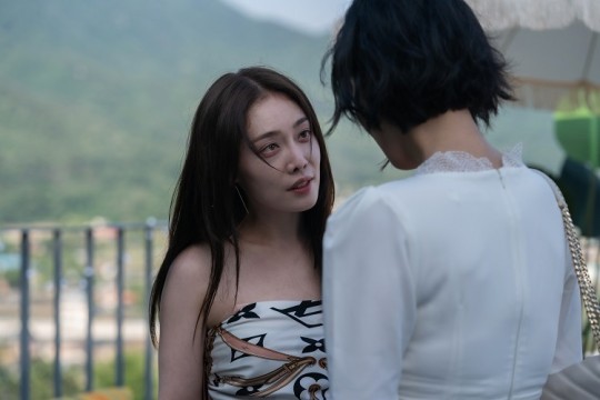 '더 글로리'에서 이사라 역을 맡은 배우 김히어라. 사진='더 글로리' 